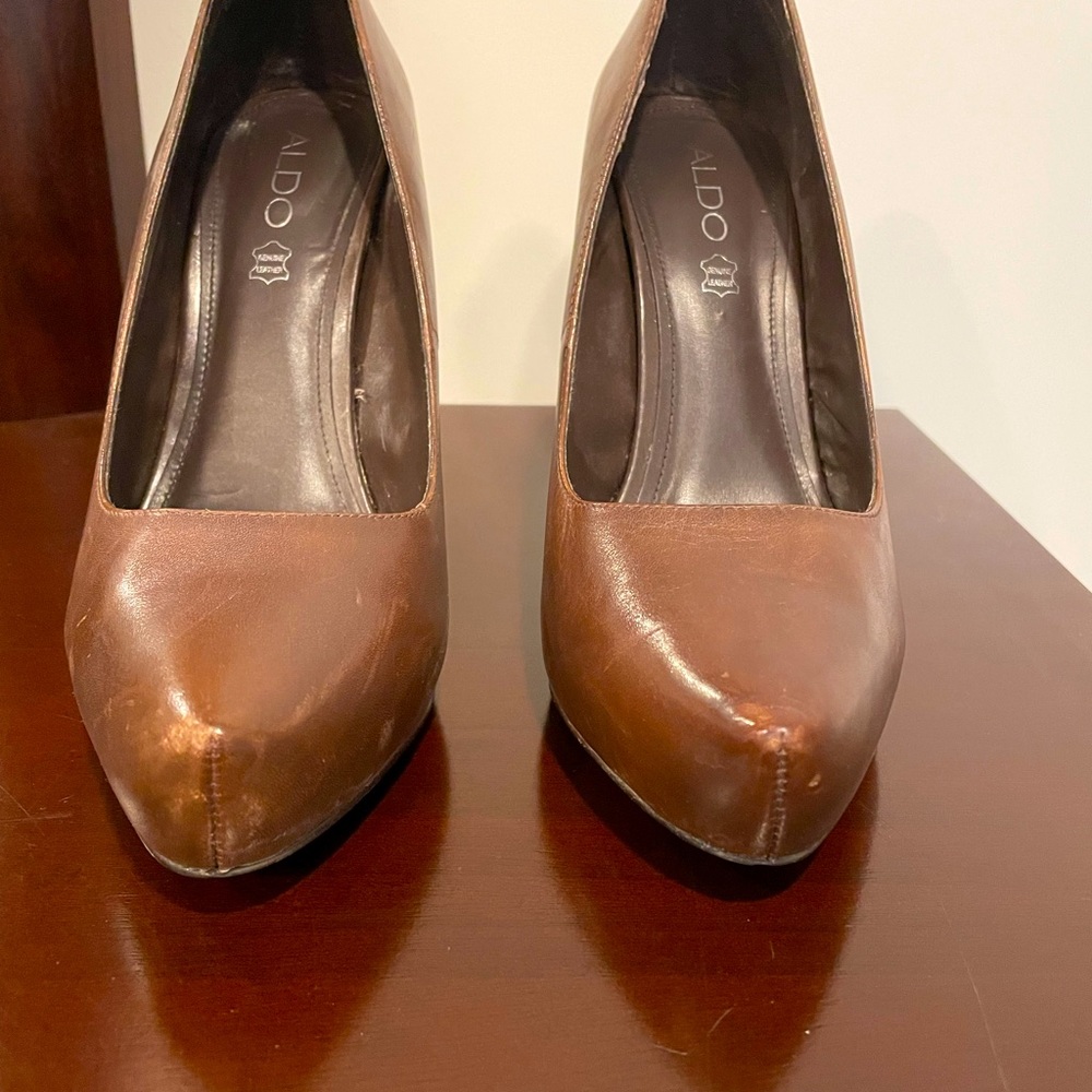 Brown High heels